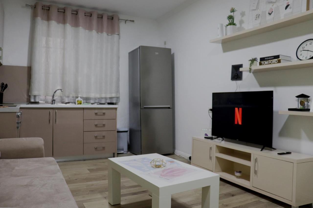 Euonia Apartment Тирана Екстер'єр фото