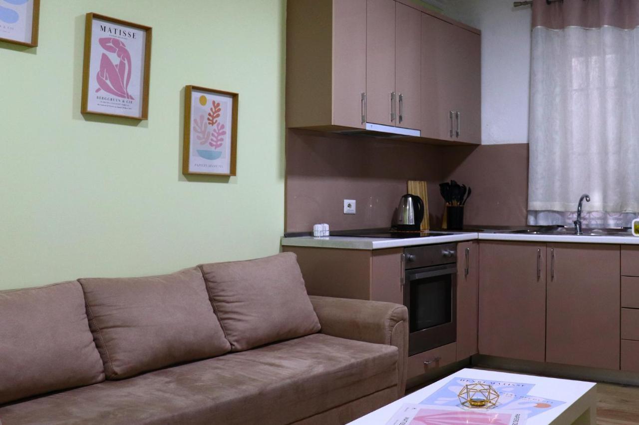Euonia Apartment Тирана Екстер'єр фото